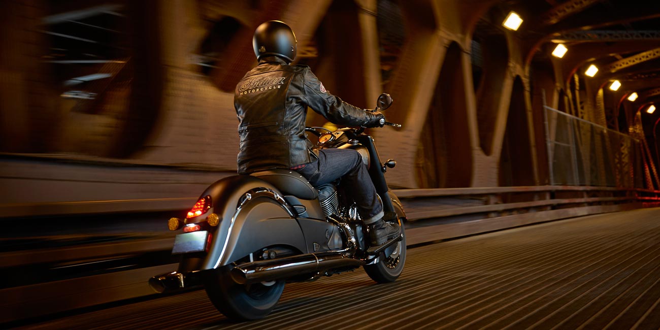 Indian® Chief® Dark Horse Indian® Chief® Dark Horse