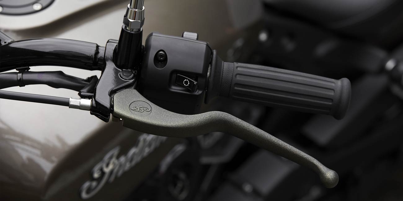 Indian® Scout™ Sixty Indian® Scout™ Sixty