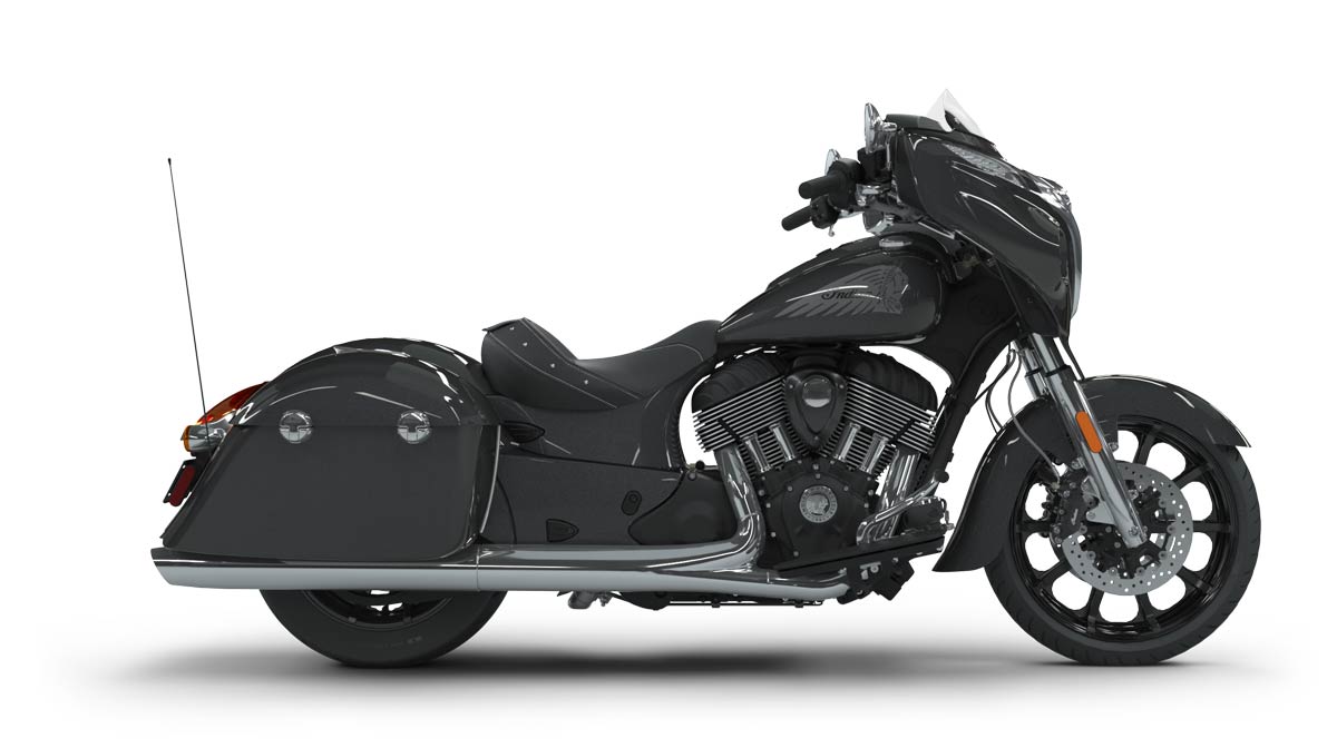 http://www.indianmotorcycle.de/fileadmin/templates/ind_MY18/images/swap/chieftain/chieftain-black-b-pt.jpg